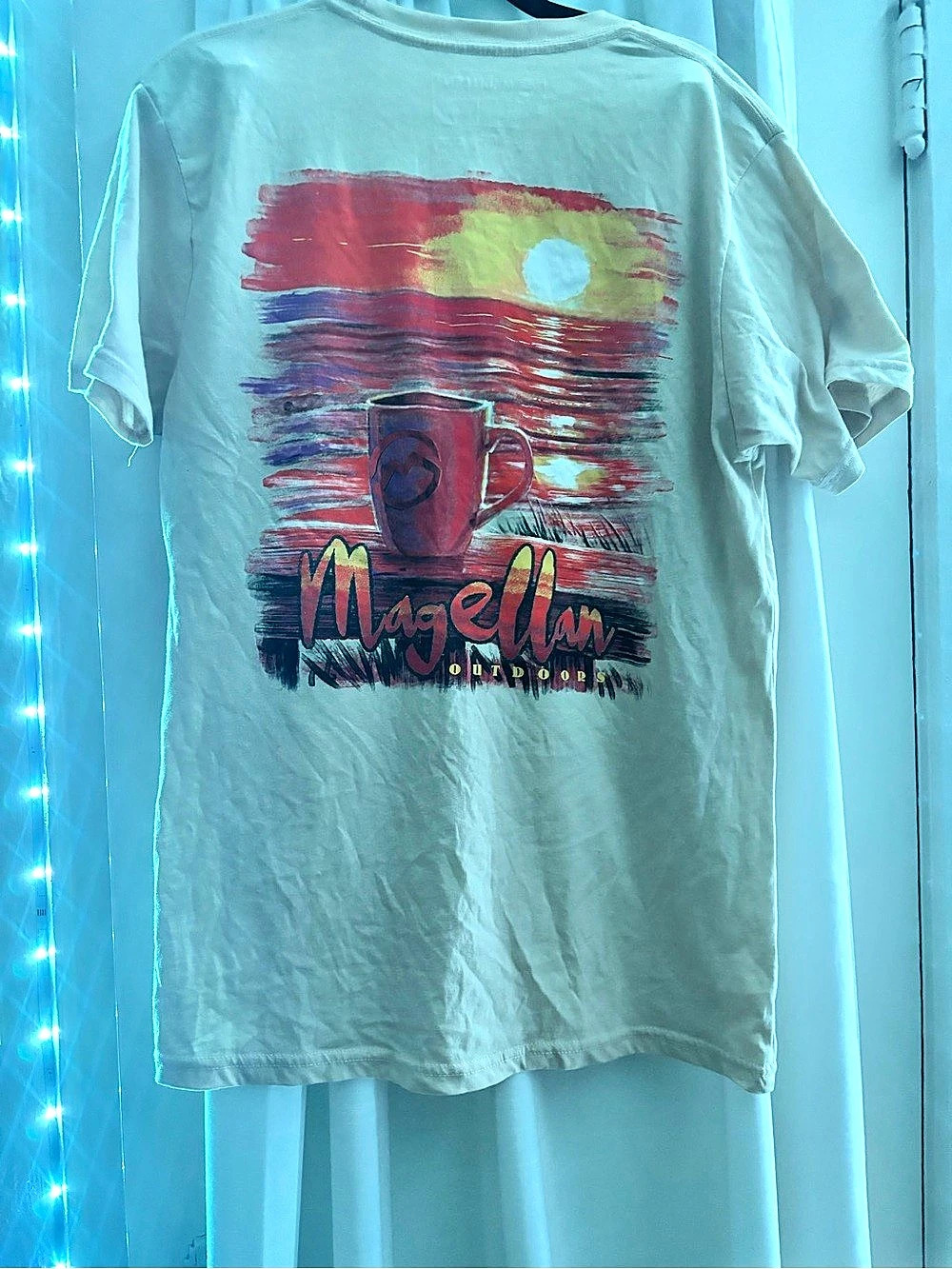 Magellan Outdoors Women's Holiday Coffee Short Sleeve T-shirt Beige Medium
